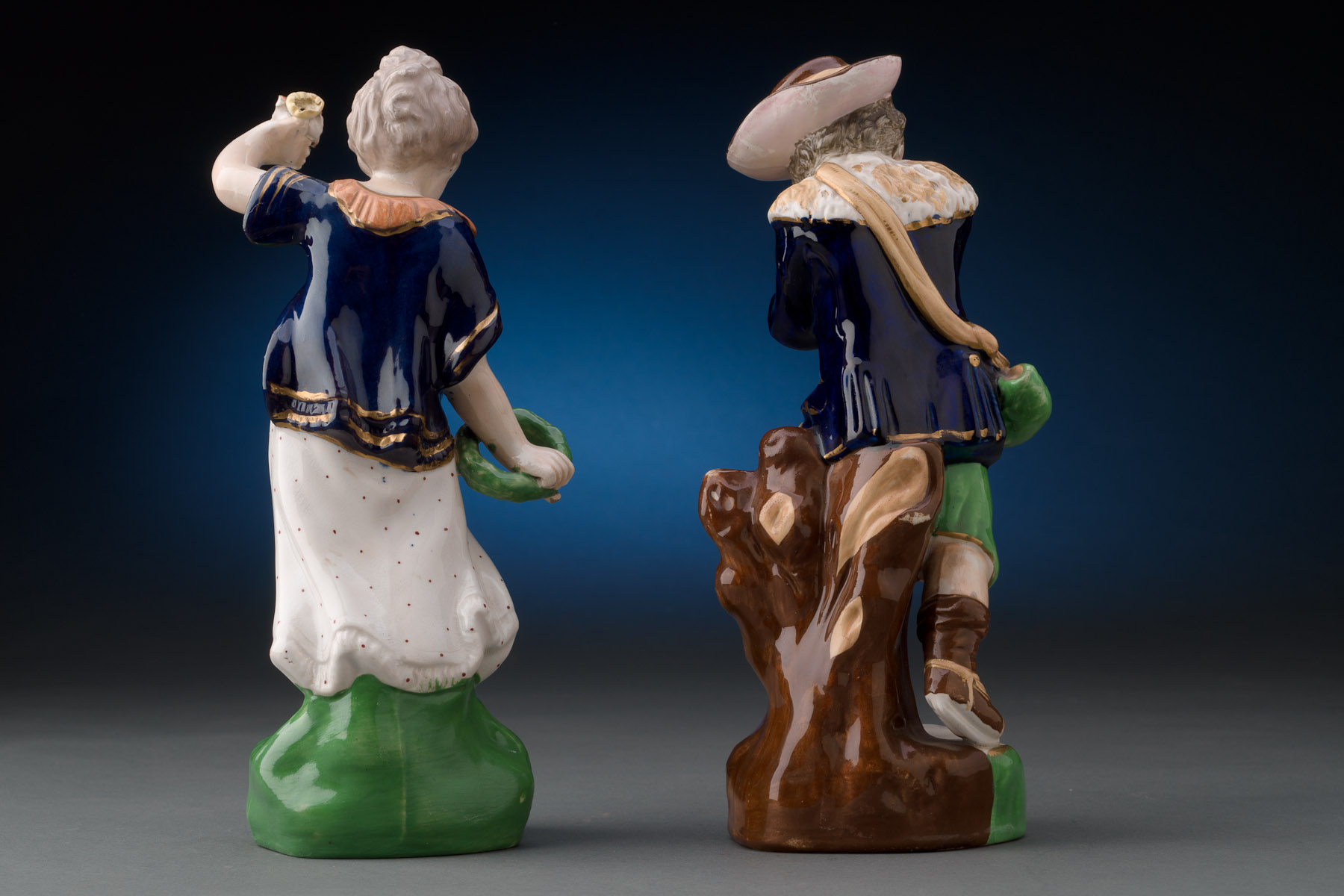 Pair of Staffordshire Figures Back