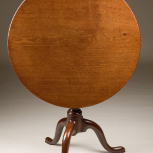 18th Century English Tilt Top Table