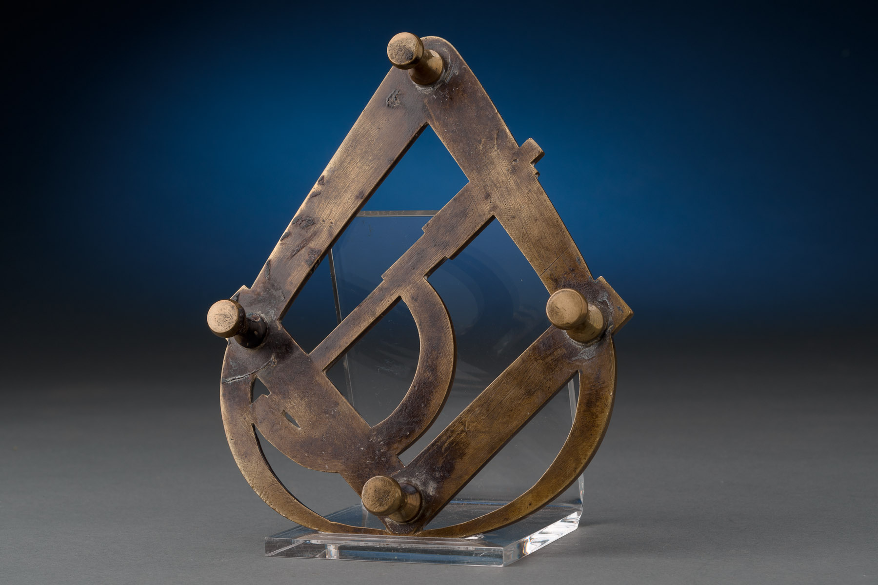 English Caliper Trivet - Image 2