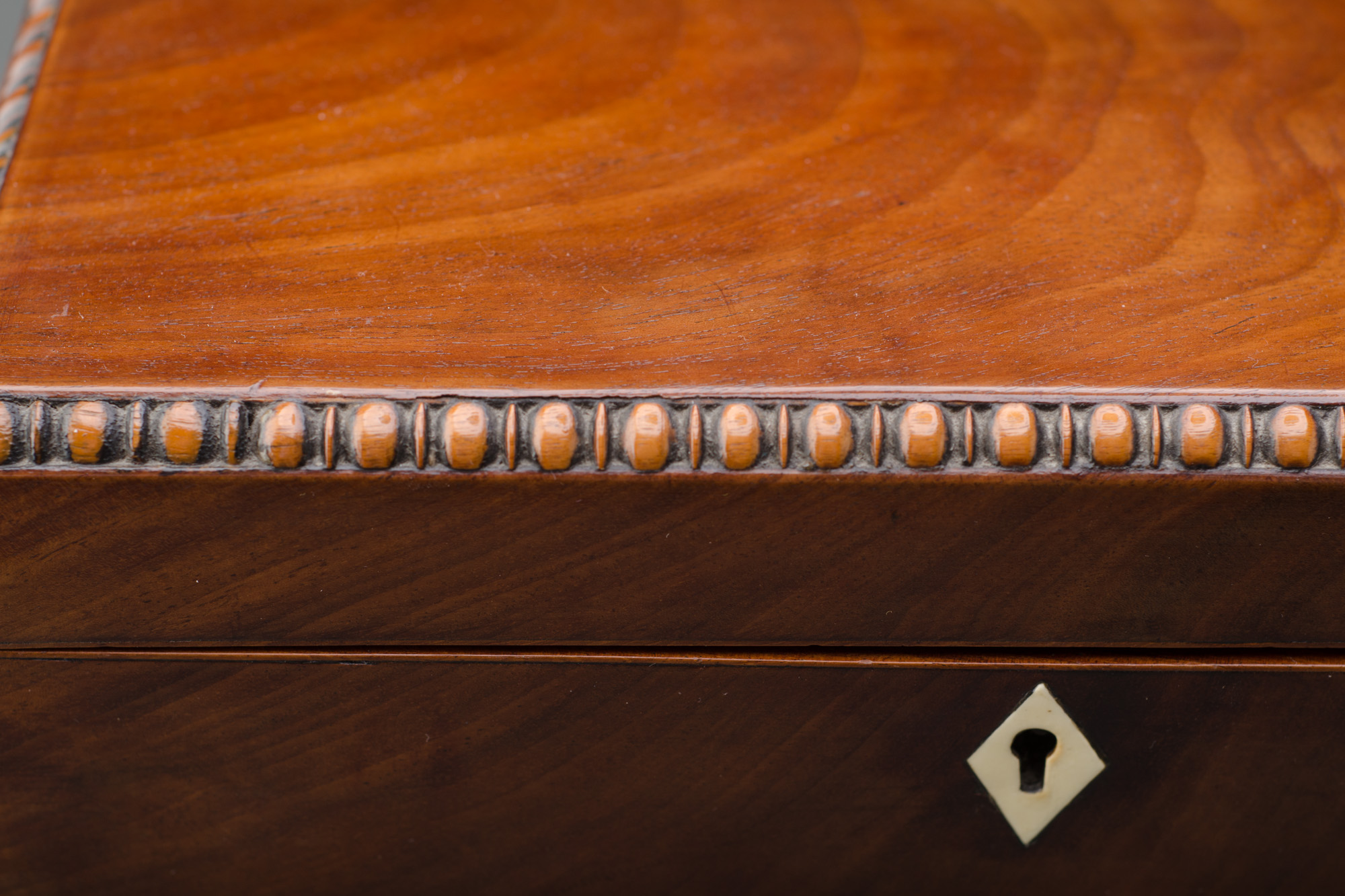 Beaded Tea Caddy - Image 5