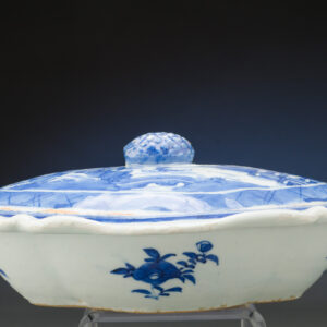 Chinese Export Dish with Lid