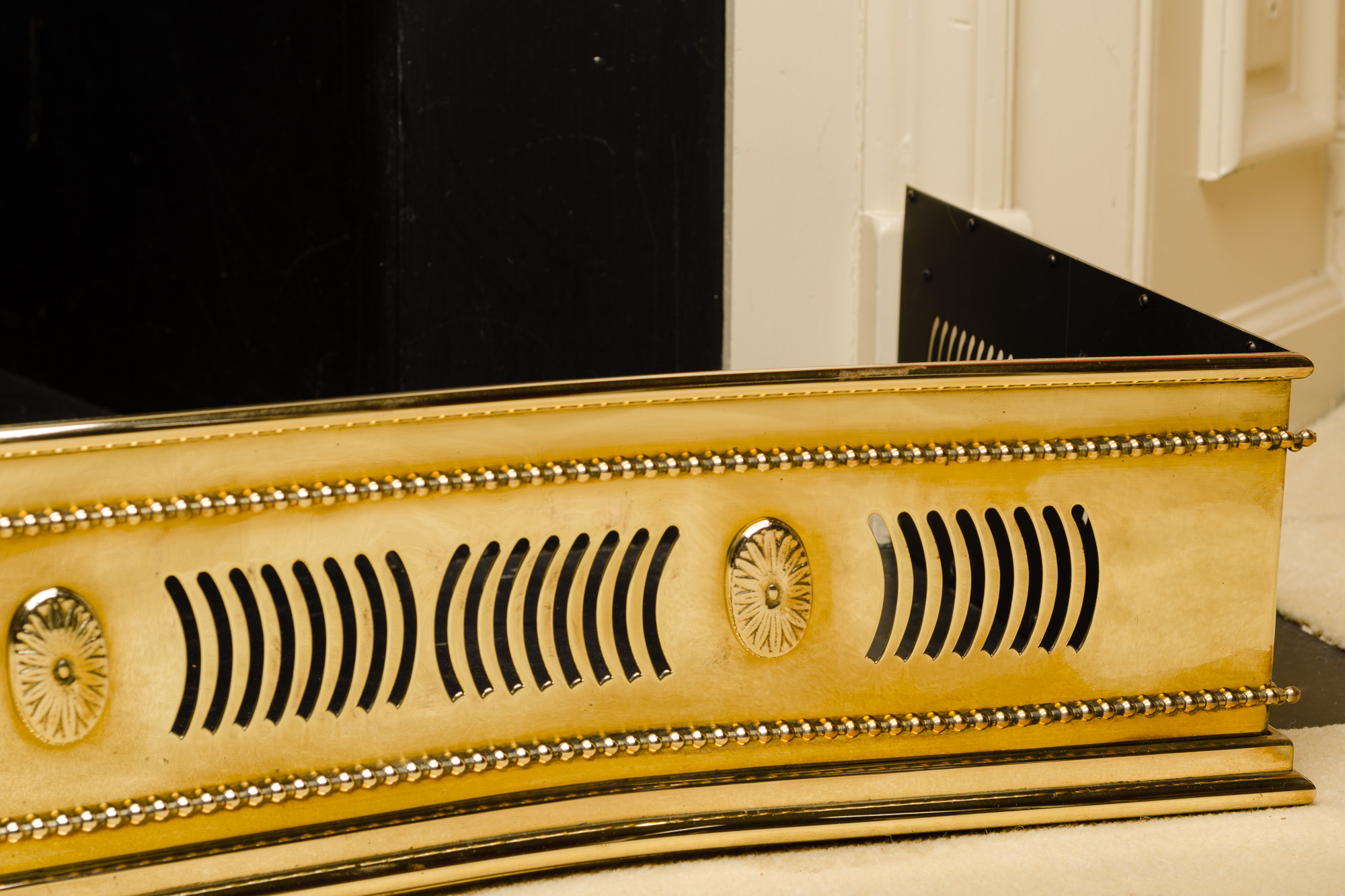 Serpentine Brass Fire Fender - Image 3