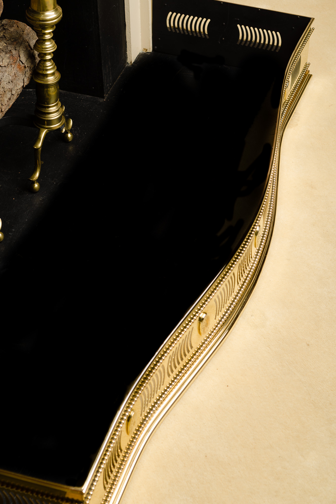 Serpentine Brass Fire Fender - Image 4