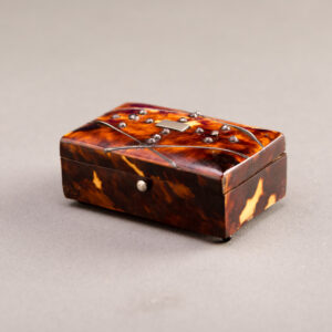 Mid 19th Century Gentleman's Tortoise Snuff Box on ball feet with Silver Inlay