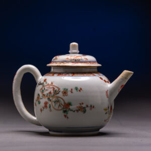 Chinese Export Tea Pot